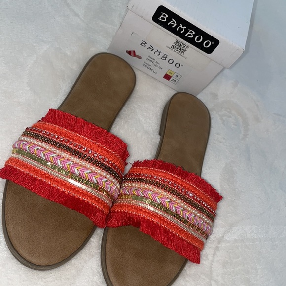 Bamboo Summer slide sandal Fringe and beaded - Picture 2 of 3